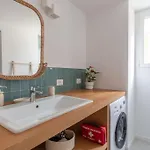 Loft-hosted By Sweetstay