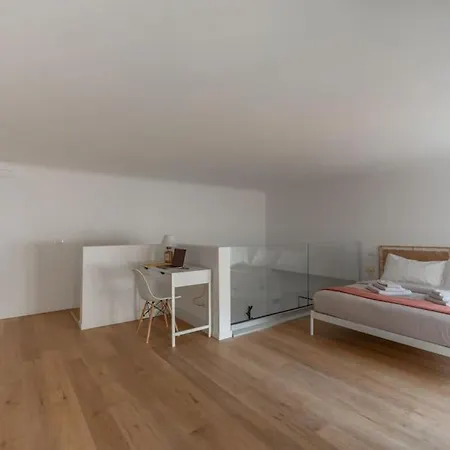 Apartament Loft-hosted By Sweetstay